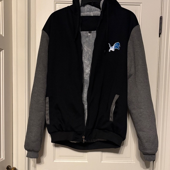 Lions faux fur lined zip up - Picture 2 of 6